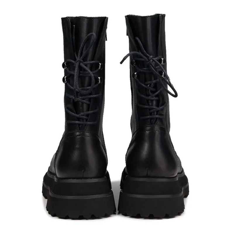 Bota Masculina Plataforma Grossa Cano Médio Estilo Gótico com Zíper Lateral – (Promoção de Inverno 2025)