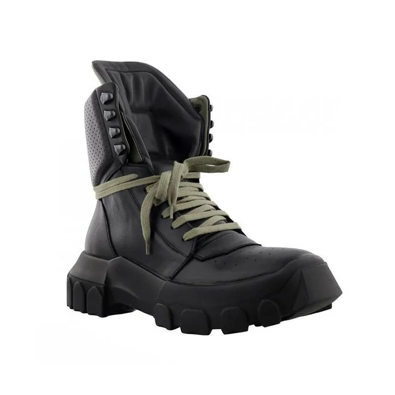 Bota Masculina Tática Plataforma Cano Curto Monocromática com Cadarço – (Promoção de Inverno 2025)