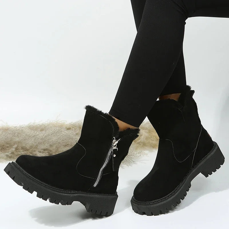 Bota Feminina de Camurça Sintética com Forro Peluciado Plataforma Solado Antiderrapante – (Promoção de Inverno 2025)