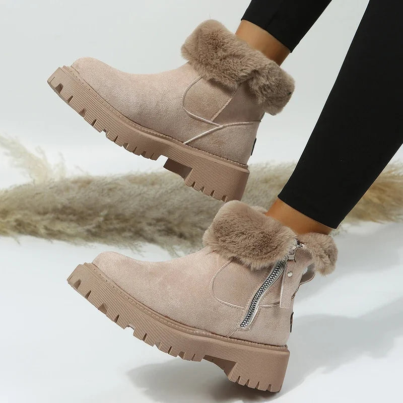 Bota Feminina de Camurça Sintética com Forro Peluciado Plataforma Solado Antiderrapante – (Promoção de Inverno 2025)