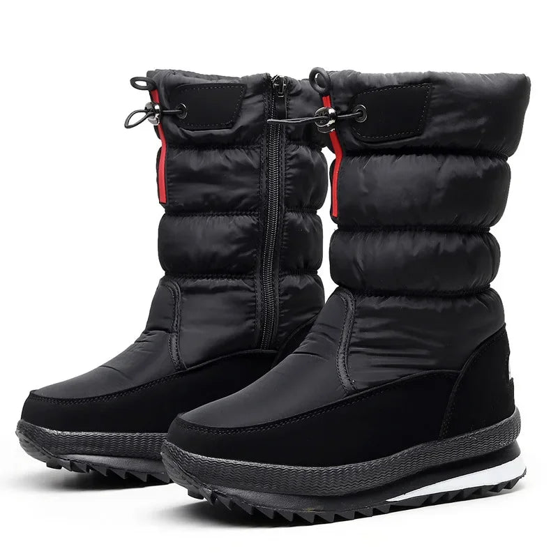 Bota Feminina Plataforma com Forro Peluciado e Acabamento Impermeável – (Promoção de Inverno 2025)