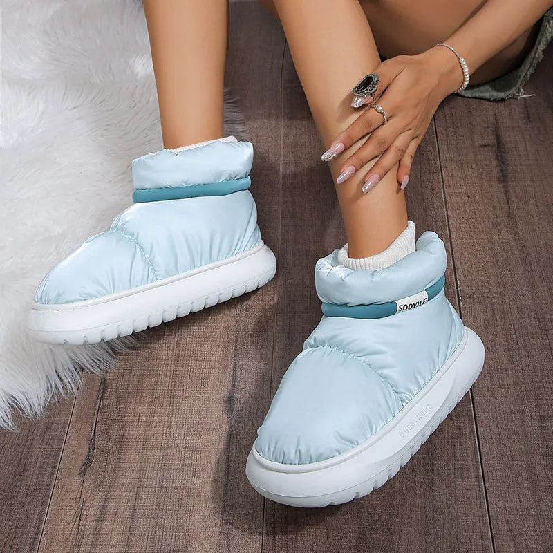 Bota Feminina Forrada com Solado Grosso Impermeável Antiderrapante – (Promoção de Inverno 2025)