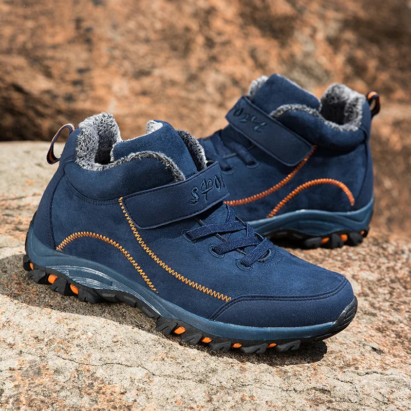 Bota Masculina Impermeável com Interior Quente e Solado Antiderrapante de Cano Alto – (Promoção de Inverno 2025)