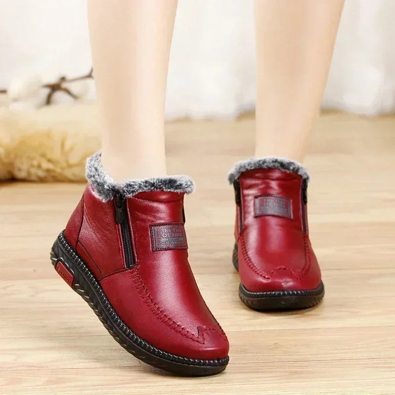 Bota Feminina Forrada Antiderrapante com Cano Baixo e Acabamento Casual – (Promoção de Inverno 2025)